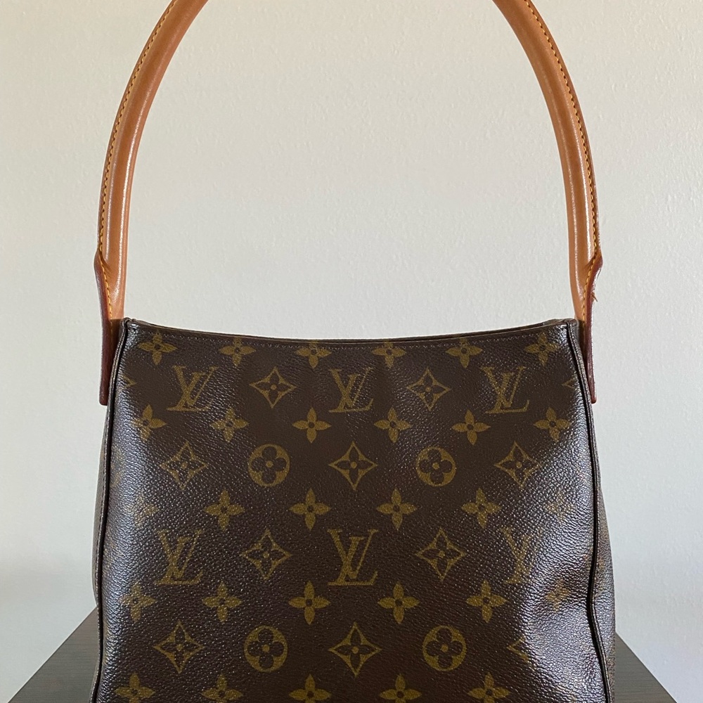 Monogram Canvas Looping Mm - image 2